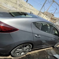 الانترا للبيع سعره ١١٨ وبيه مجال سيارة ماشية ١٣٦ ميل محرك ٢٠٠٠ دوش كير...