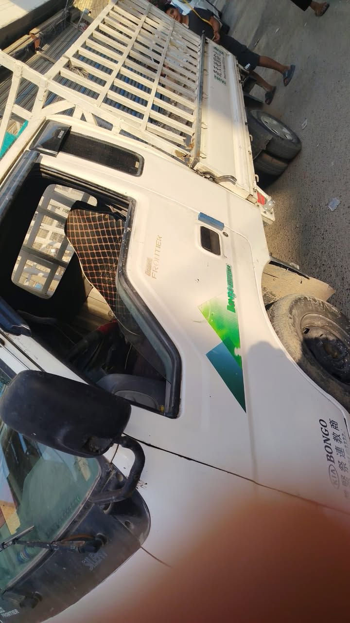 كيا فونتيرا موديل ٩٩ سياره بلاديه كير مكينه جدد
+964 788 968 7020
المكان بغداد
