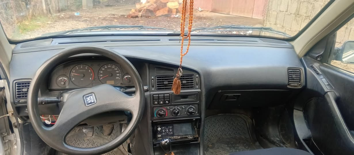 بیجۆ مۆدیل ڕوا2009 بەشەرتی گێڕو مەکینە تەبرید مەزبوت غازوبەنزین چوارتایەی لۆک بی بۆیاخ *********** السليمانية, العراق
