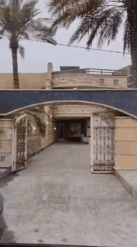 البيت  للبيع  (مستعجلين) 525 متر العنوان بغداد شارع فلسطين قرب مطعم زر...