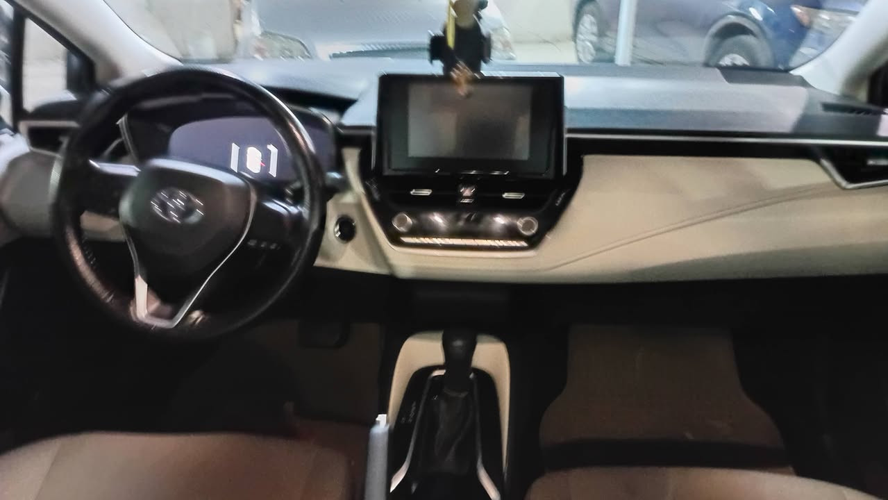 تويوتا..كورلا..٢٠٢٤ 
رقم أربيل 22 
هزه سنويه جديد 
محرك ١٨ دوش خليجي شركه ساز 
#السعر : ١٧٥ بيها مجال 
#العنوان: الموصل _ الحمدانية 
#الاتصال: *********** _ ***********
