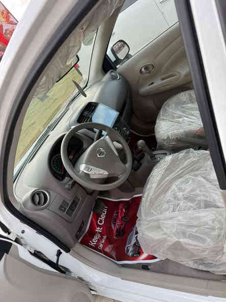 السلام عليكم 
نيسان سني هندي 2024 بليتة زركة السيارة اخت الزيرو ماشية 7000 كفالة عامة داخلة بالضمان وتبديلات الدهن بشركة السور 
مواصفات معروفة واي تفاصيل اتصال ***********
السعر 135 وبيهة مجال بسيط جدا
