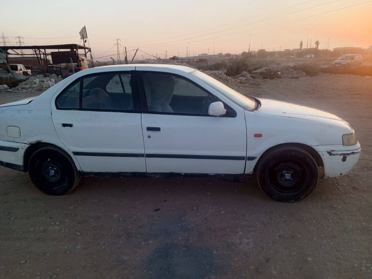 سمند مديل 2007مال مزاد بيها كتاب محول للمرور السعر 18 وبيها مجال العنوان رفاعي كير محرك حداديه كفاله  رقم ***********
