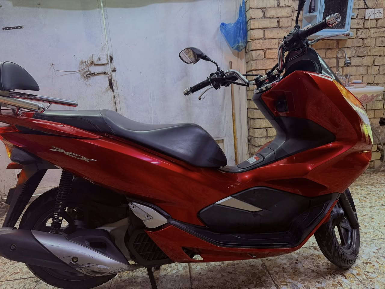 السلام عليكم أخواني.
PCX -الجيل الثالث ياباني

مكينة مكفولة ممفتوحة ابد. (السعر ١٧ ورقة) قفل- قفل -قفل

الكفرات من ضياء أصلية ومعروفة شوفة عينك

الدراجة خير من الله وبالعافية عل الي ياخذها والنظافة شوفت عينك تعال واقتنع

***********

البلديات
