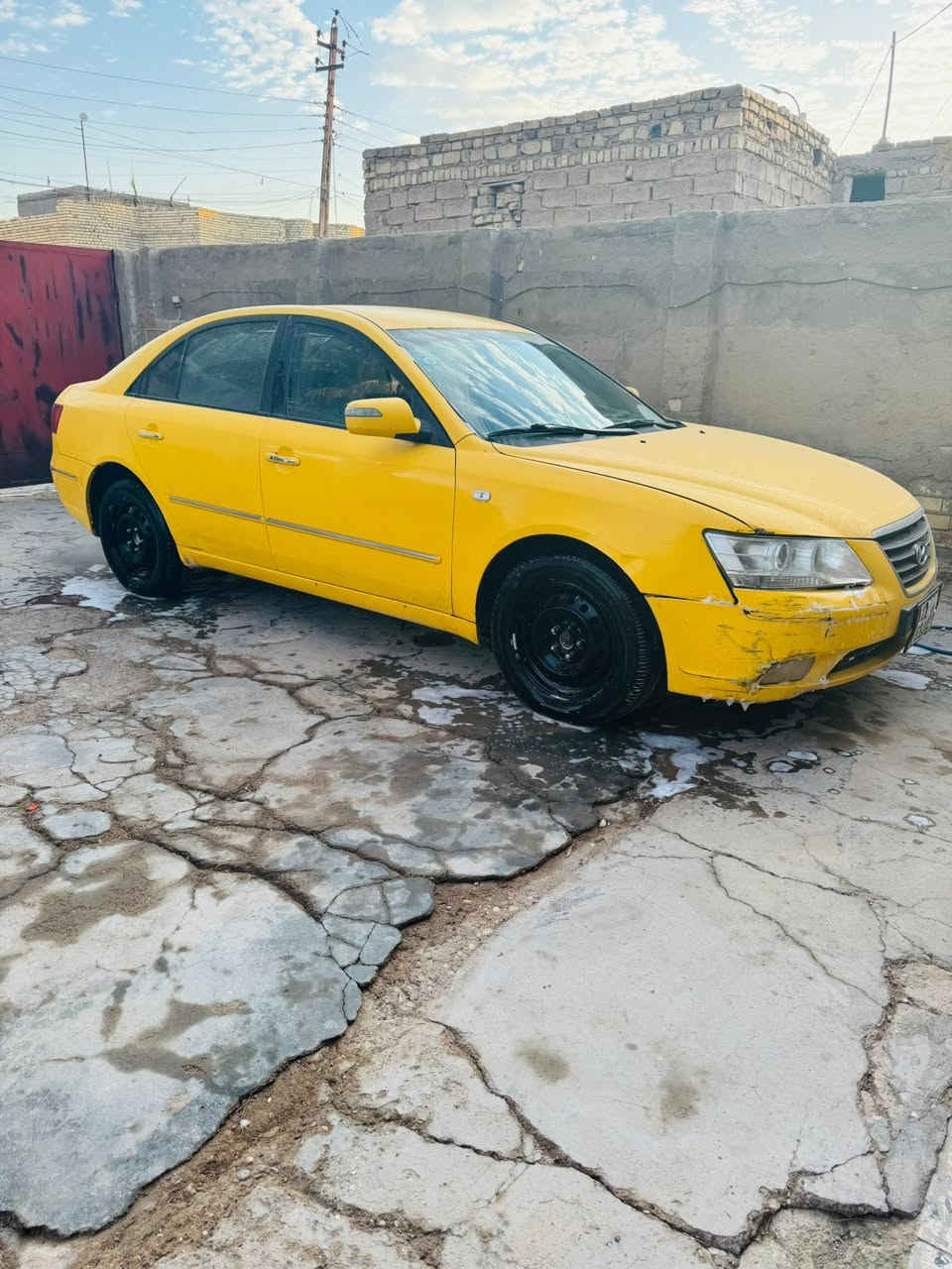 سياره سوناتا كوري خط واحد بانزين محرك 2000 باسمي تبريد بيانو حداديه جديدة
بصمه موديل 2009 السعر 82. وبيها مجال .. الكوت شيخ سعد ***********
