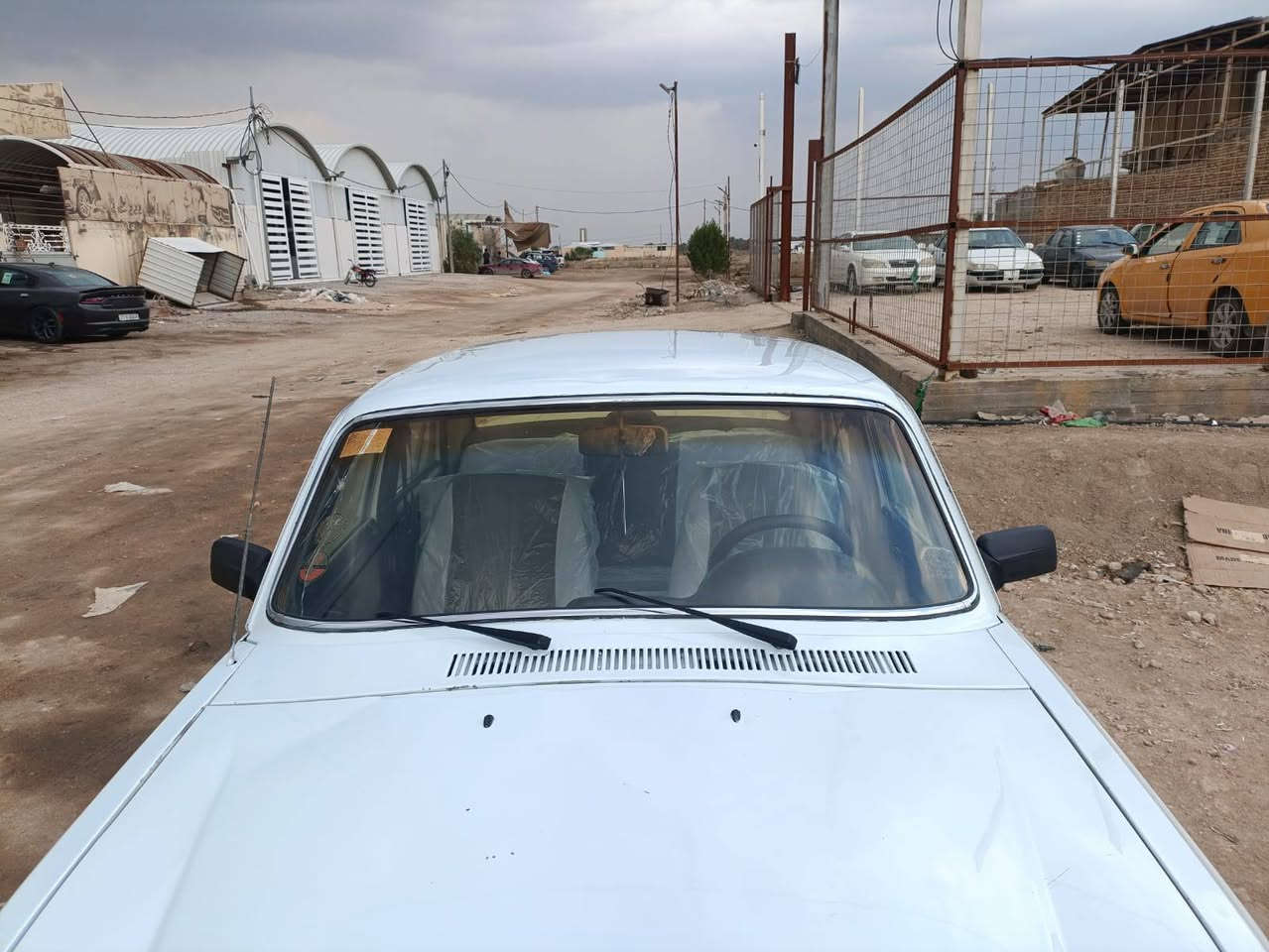 سلام عليكم للبيع مكينه كير جدد كهربائيات شغاله حداديه سيدان ١٠٠/١٠٠ سياره جاهزه برغي ما ناقص مكان سوك شيوخ ***********بي واتساب سعر 50 وبيها مجال
