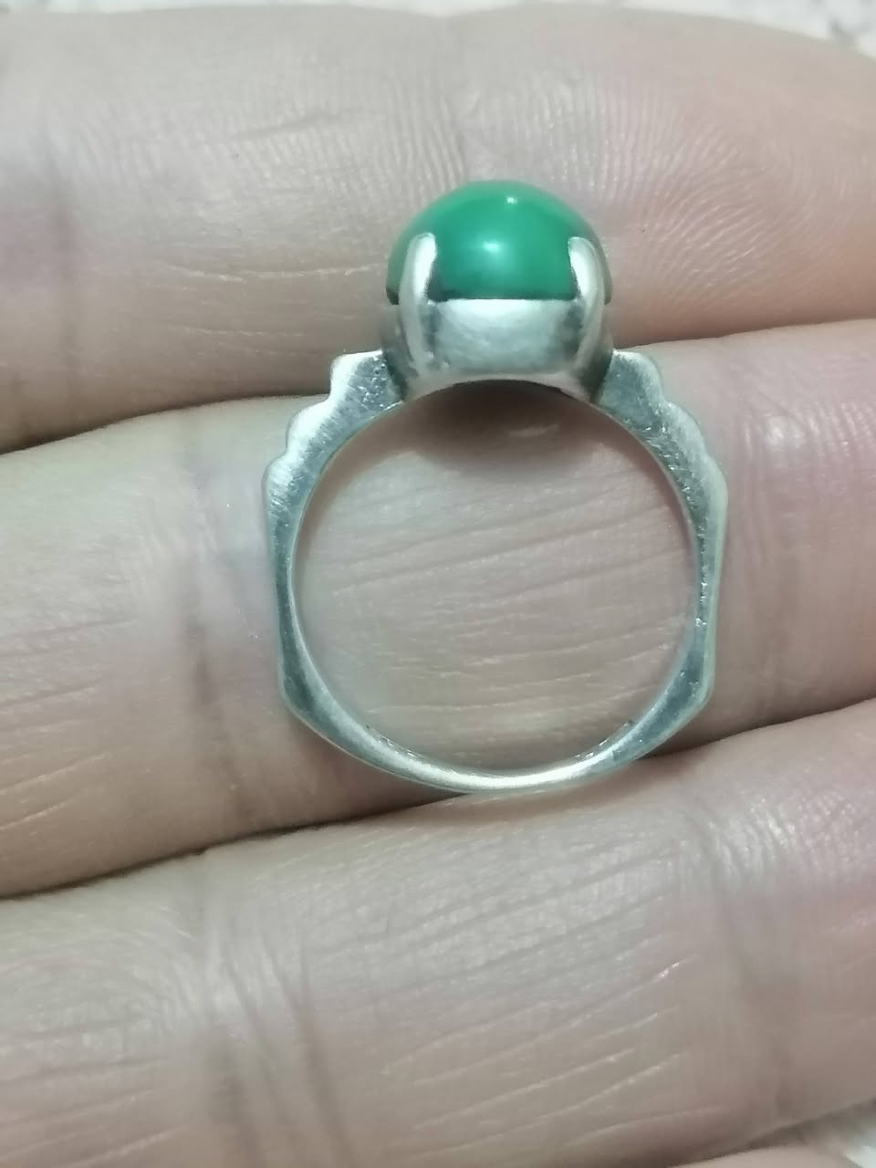 خاتم بحجر الفيروز التفاحي الطبيعى بصياغة جميلة للبيع بغداد


**إذا كنت صاحب هذا الإعلان وتريد حذفه لأي سبب، رجاءا أرسل رسالة إلى الدعم الفني**