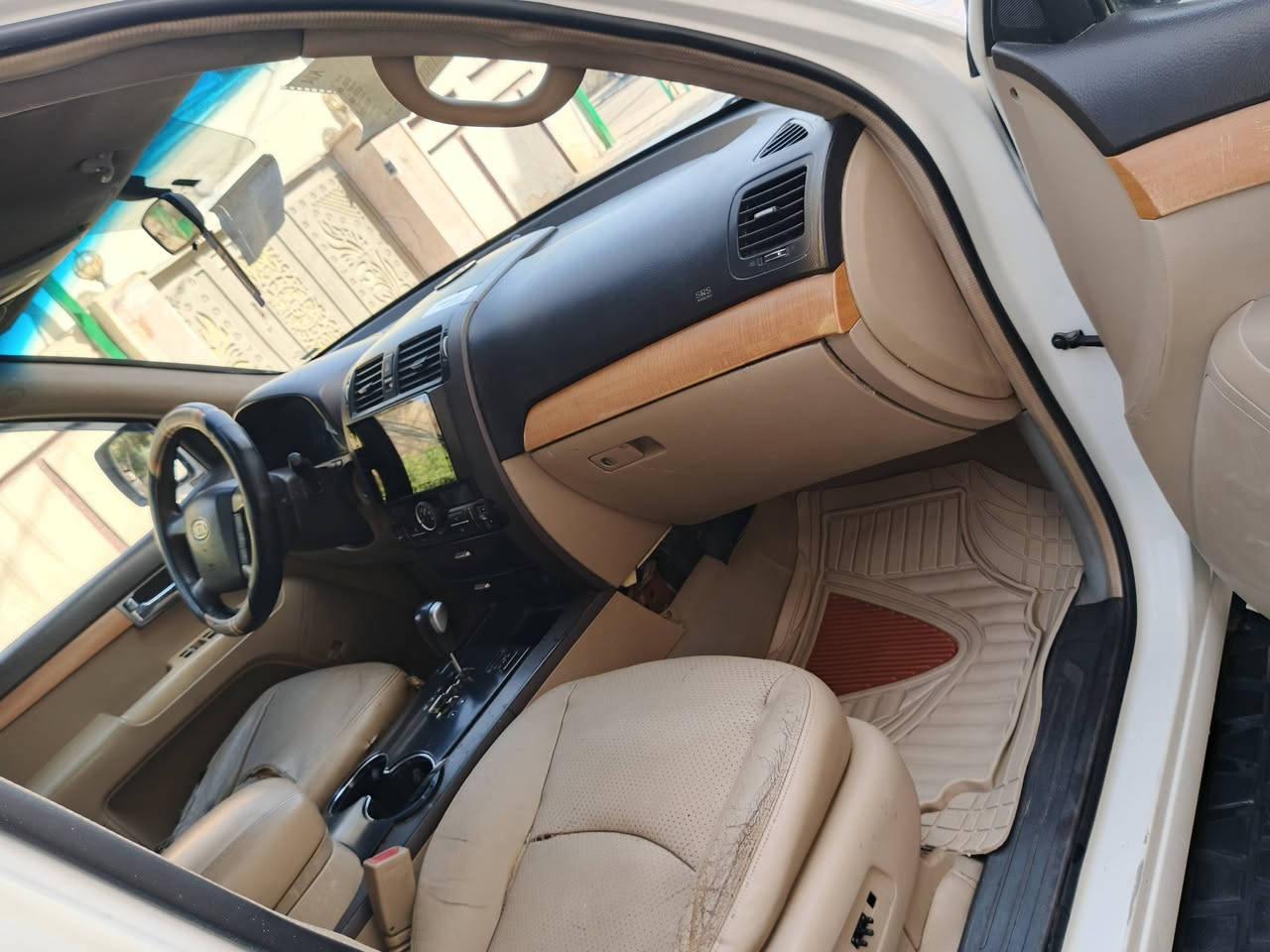 سياره للبيع نوع مهافي موديل 14فؤؤؤؤل مواصفات واحد ع واحد فتحه بصمه شاشه كامره دواره تحكم استيرن حساسات امامي خلفي كشنات جلد كهرباء سبعه راكب ثلث قطع تبريد كير مكينه حجم 6استندر حداديه تبريد تدفئه تخم تاير كوله جديد سياره صبغ عام اثر شخوط وبطش العنوان كربلاء السعر المطلوب 112وبيه مجال بصيط حك الجيه انتصال فقط ***********
