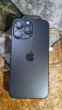 ايفون 14 برو ماكس • بطاريه ٩٠ • الديوانيه شافعيه