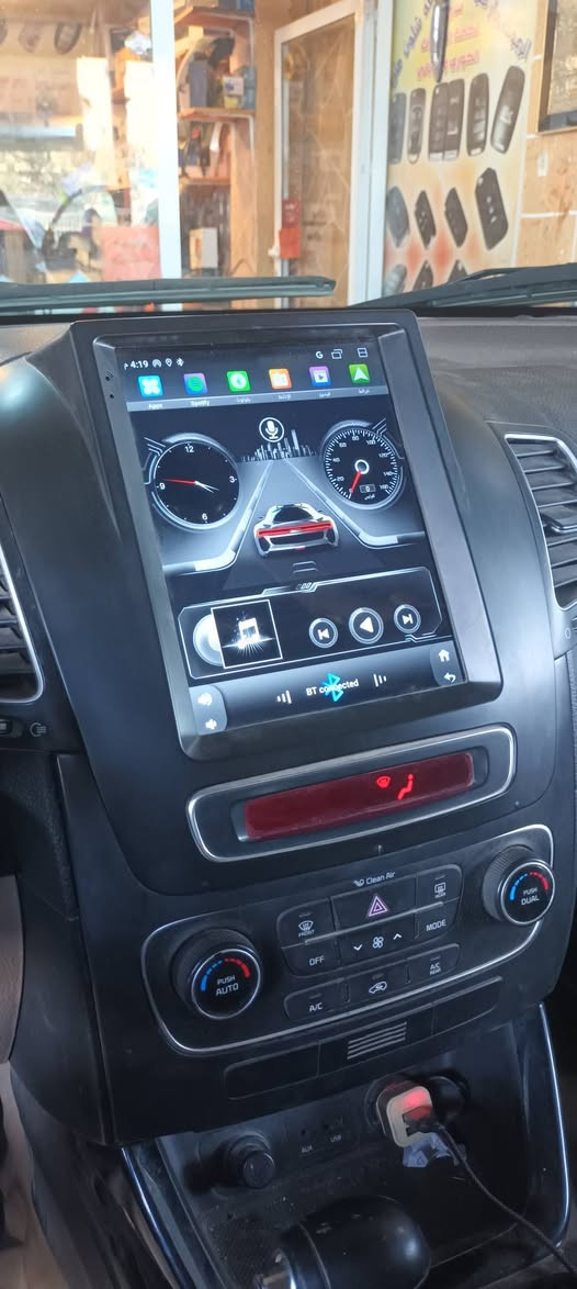 السلام عليكم....
سورنتوا ١٤ تم استبدل المسجل العادي إلى شاشه تسلا فووول مواصفات مع ضمان اكيد من مركزنا 
مع تركيب الكامرا الاصليه للسياره


**إذا كنت صاحب هذا الإعلان وتريد حذفه لأي سبب، رجاءا أرسل رسالة إلى الدعم الفني**