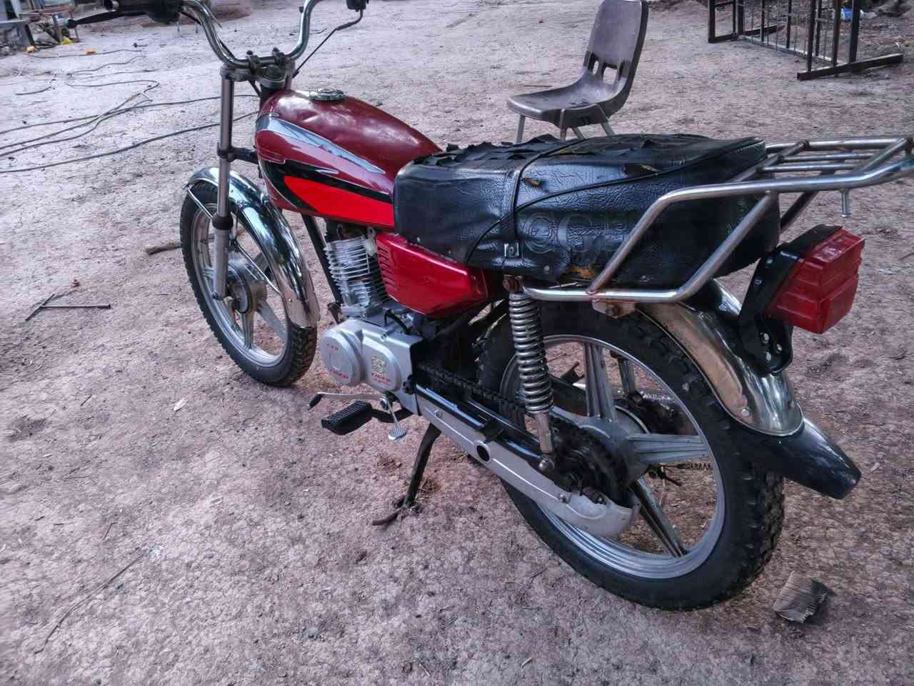 سلام عليكم دراجة ايراني للبيع موديل 2019مكينة خرسة
دراجة بدون اوراق اتعهد سرقة 
سعر دراجة 225وبيهة مجال
مكاني بغداد نهاية سبع قصور بلوسمة 
للستفسار وتساب اتصال***********
