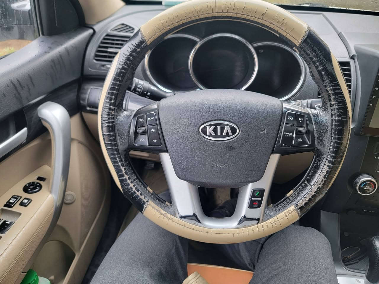 سورنتو ٢٠١١
اربعة سلندر فول مواصفات مكفول فقط برد اربع اصابع رقم سليمانية باسمي سنوية ل ٣٠ مكانه بالكوفة السعر ١٤٥
 *********** واتساب
