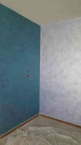 السلام عليكم خلفه متفرغ من الناصريه   لعمل كافه الاصباغ   وترميم المنازل  للاستفسار مراسله الحساب او الاتصال *********** ناصريه فقط
