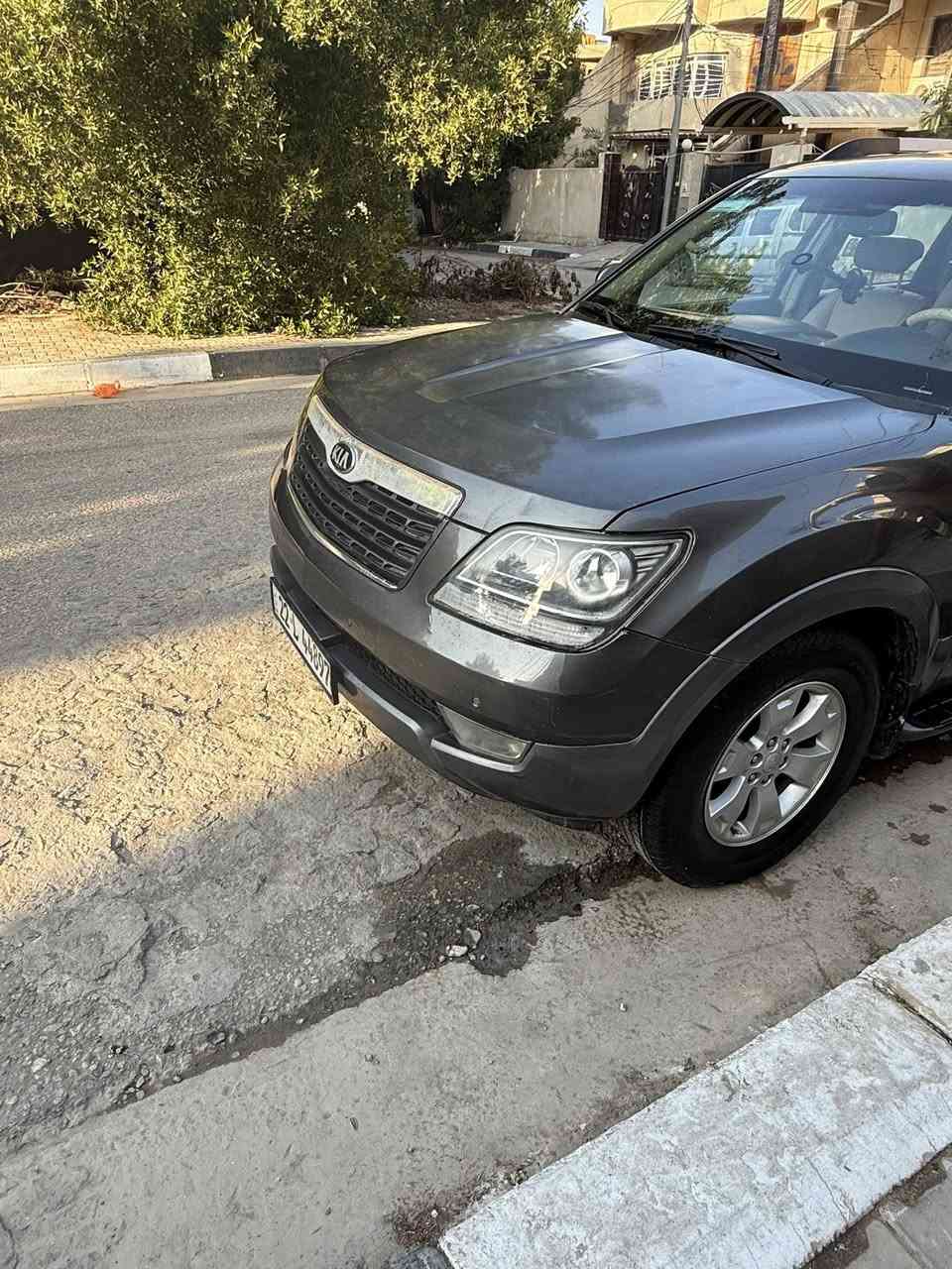 سلام عليكم للبيع كيا مهافي موديل ٢٠١٦ خليجي رقم  أربيل  جديد تحويل او وكاله تريد سياره ماشيه ١٦٢ الف مكينه وتايرات جدد توني شاده ٢٠ ورقه بيه صبغ بجنطه الخلفيه تدفه تبريد شغال كشنات جلد ٧ راكب السياره خير من الله مكان السياره كربلاء للإستفسار الاتصال ***********
