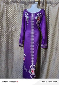 دشداشه نسائيه جديد القطعه 3 الاف اذا شلع كشمير وفانيله وفيزون 07724084...