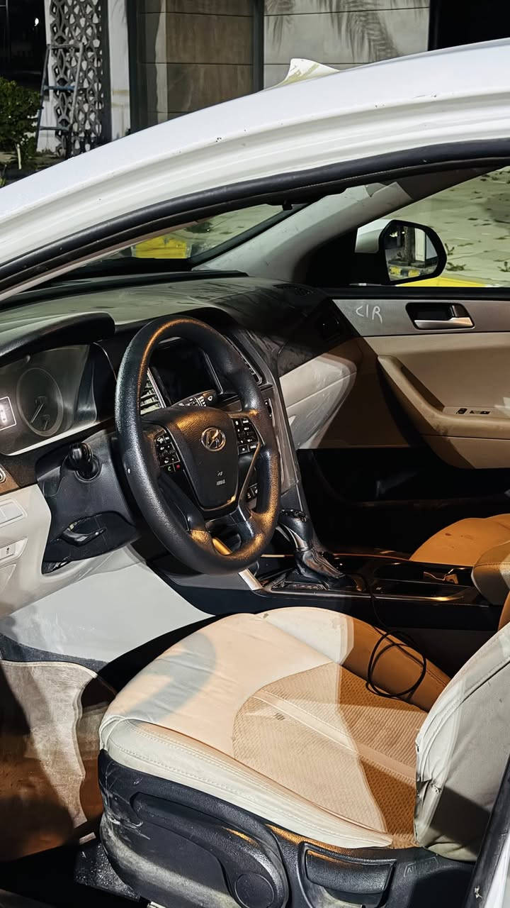 السلام عليكم سوناتا 2016 للبيع

حبايب سوناتا لون تبيض صدفي السياره حيا معتني بيها ونضيفه وأدامه كامله من جميع النواحي 

-ادامة منظومة وقود بالكامله نوزلات جدد مبدلات وطاحونه جديده وعبوة فيت بم جديده⛽️

مع بلكات NGK 🏎️

-ادامة زيوت بالكامل دهن كير ومحرك ودهن بريك 🔥

-ادامة منظومة البريك بالكامل فلنجات امامي خلفي جدد✅ دهن بريك بالكامل ماك وان اصلي دسكات دبل لنك تخم امامي خلفي وعنبار واي بي اس جديد يعني بريك بالمكان ✈️

-دهن محرك امزويل 5-30 سعر التبديل بدون الفلتر 85 الف الفلتر اموزيل ايضا سعره 18 الف🔥

-تخم تاير جديد ثنين كوود يير وثنين صيني درجة اولى جدد🛞

السياره تخلو من العيوب والنقوصات عدى شغلتين صبغ دعاميات و البك لايت مكسور يتصلح بدون تبديل 

السياره نص مواصفات شاشه كار بلاي حجم كبير تحكمات ستيرن اواكس تحكمات مري ترحيب شاشة اعطال شحن خلفي مع جداحه سستم سماهات انفنتي تركيبي الخاص سماعات تخبل مع تويترات اماميات 

سياره حلوه وبالعافيه على اللي ياخذها

ضرر السياره راح يتوضح بالصور طبعا صبغ ثلاث قطع وشويه 
 
مكينه مجفته يم البارق تجفيت مضبوط كلف مليون وربع

سعر السياره 108 سعر مناسب حيل سعر اكسنت الغرض من البيع بناء


**إذا كنت صاحب هذا الإعلان وتريد حذفه لأي سبب، رجاءا أرسل رسالة إلى الدعم الفني**