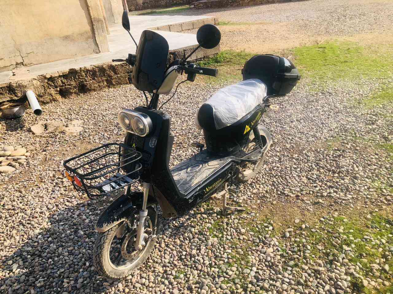 السلام عليكم مطر للبيع شحن سعر 350 بمجال‏‪0771 974 5020‬‏مكلف النشر
