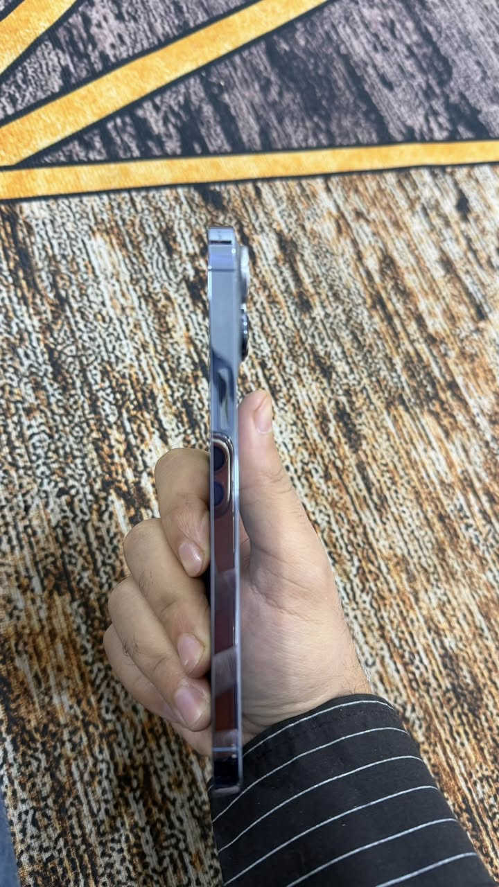سلام عليكم ايفون ١٣ برو ماكس ذاكرة ٢٥٦  شخط مابي بطارية ٨٢
سعر ٦٥٠ 
مكاني بغداد / ***********
