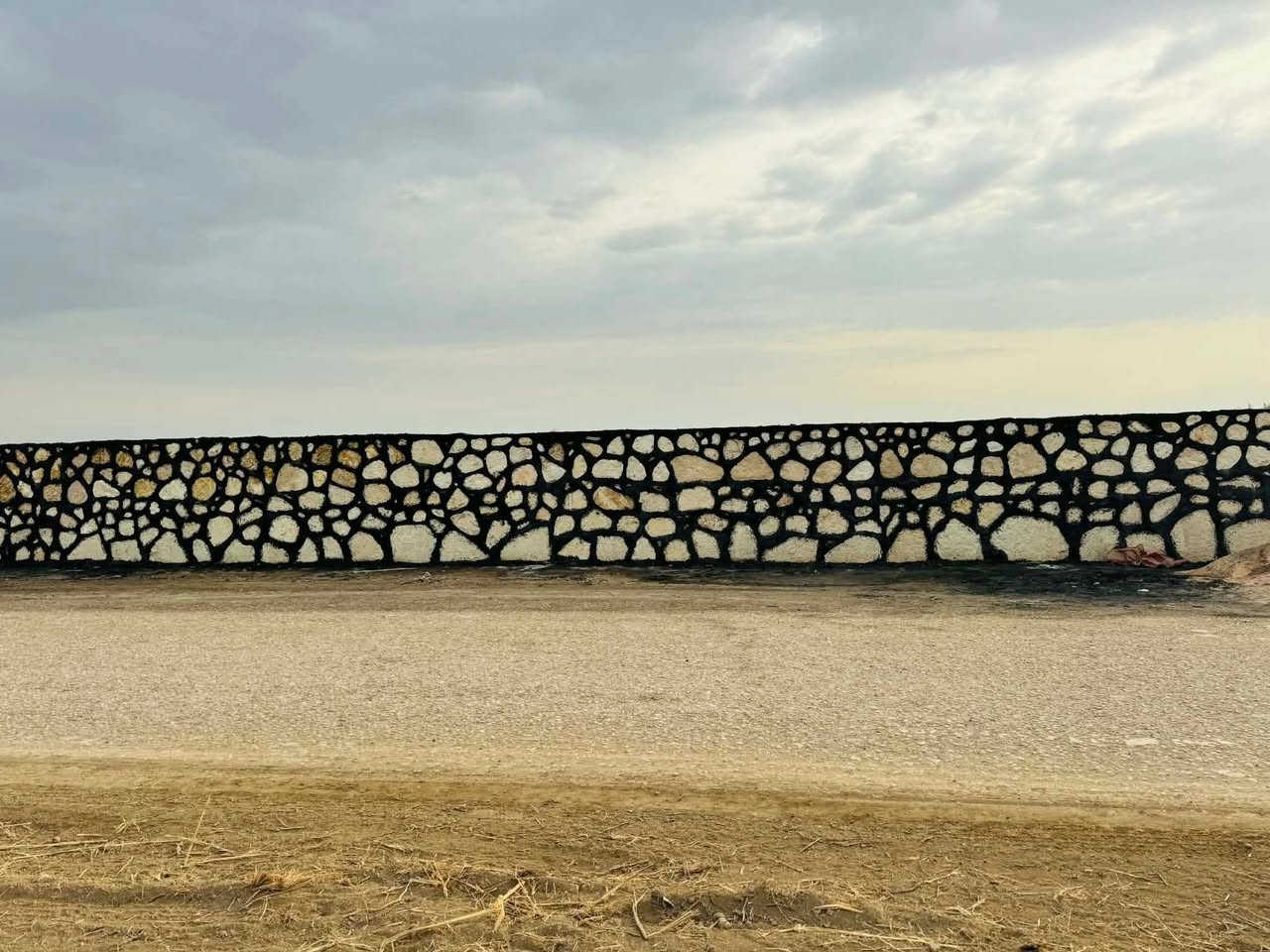 *********** // ***********بناء حجر. 🧱
السلام عليكم // كافه أنوع الحجر (( أسعار مناسبه )
نشتغل حسب الطلب  ( مكطوعه / بل يوميه / بس عمل / كرسته وعمل ( نعمل في جميع المحافظات ) 
اسيجه :: ممرات :: اساسات :: حضانات :: كناطر :: شاطيات
للتواصل يرجى الاستفسار عن طريق 👇🏼
***********
