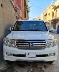 لاندكروز ستينية • ٢٠١١ • رقم بغداد