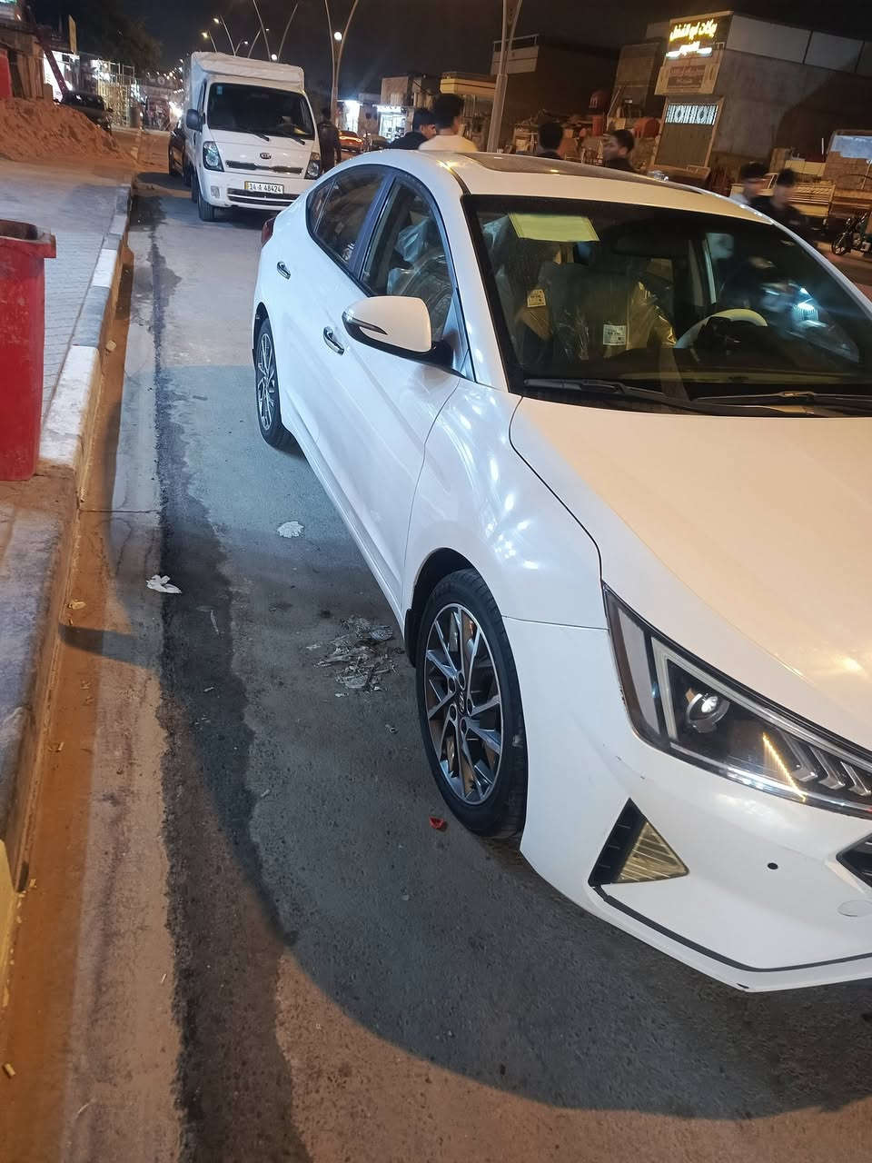 سلام عليكم سياره انترأ مديل 2020 خليجي سياره كفاله بس بيهه ملاحضات بيهه كارت بل باب گد شبر بيهه بارد كد صبع بل جاملق امامي وبل صندوق كد صبع سياره ماشيه 117 رقم اربيل سنويه منتهيه ما صار هواي منتهيه سياره جديد واحلى من بل الصور سياره تخم  تاير جديدوحدايده مكان البصره سعر 150 رقم التليفون *********** ***********
