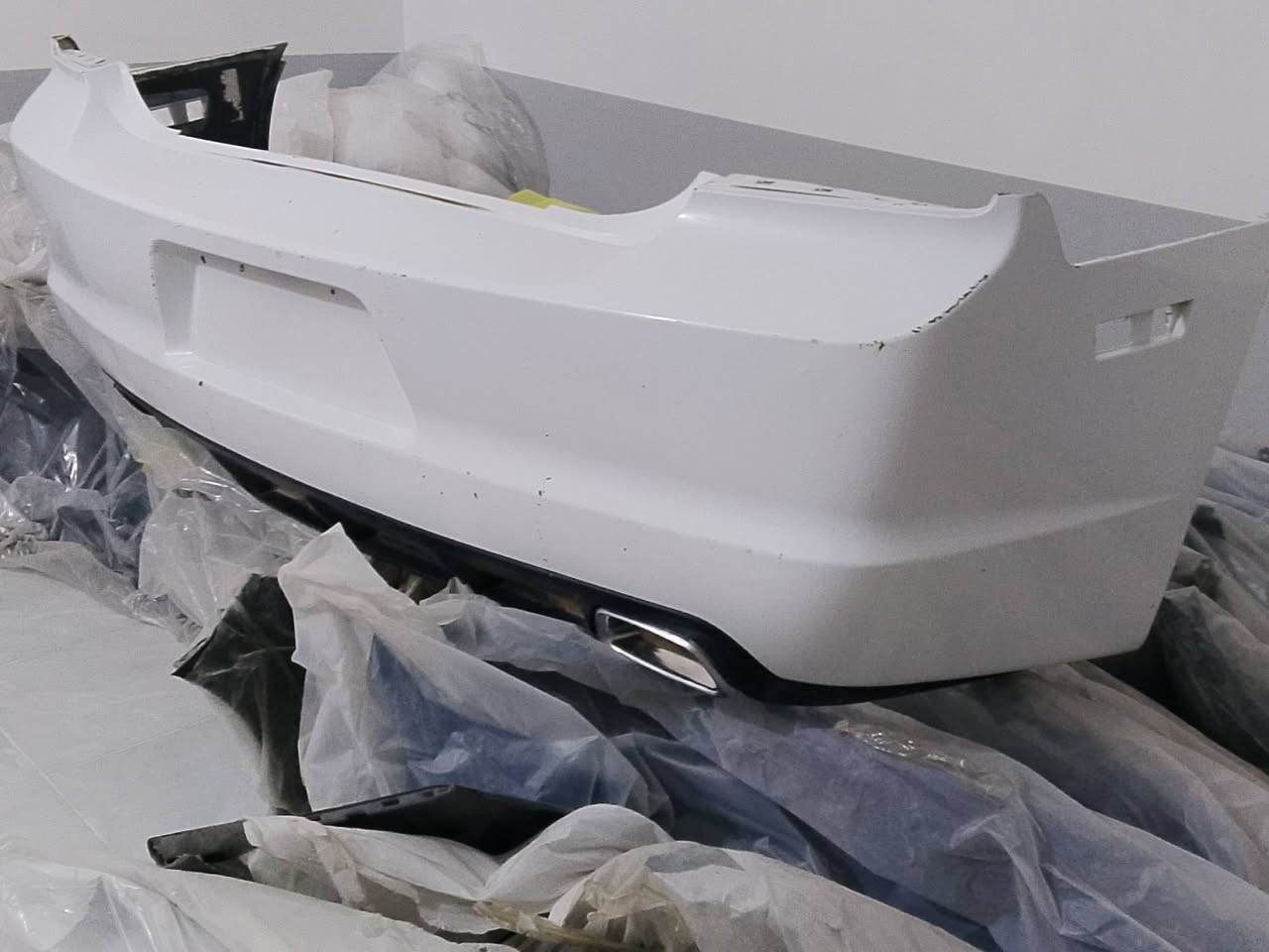 السلام عليكم داعيمه خلفيه مال جارجر 14اصل السع165بيه مجال الاستفسار اتصل ع رقم ***********حله طهمازيه
