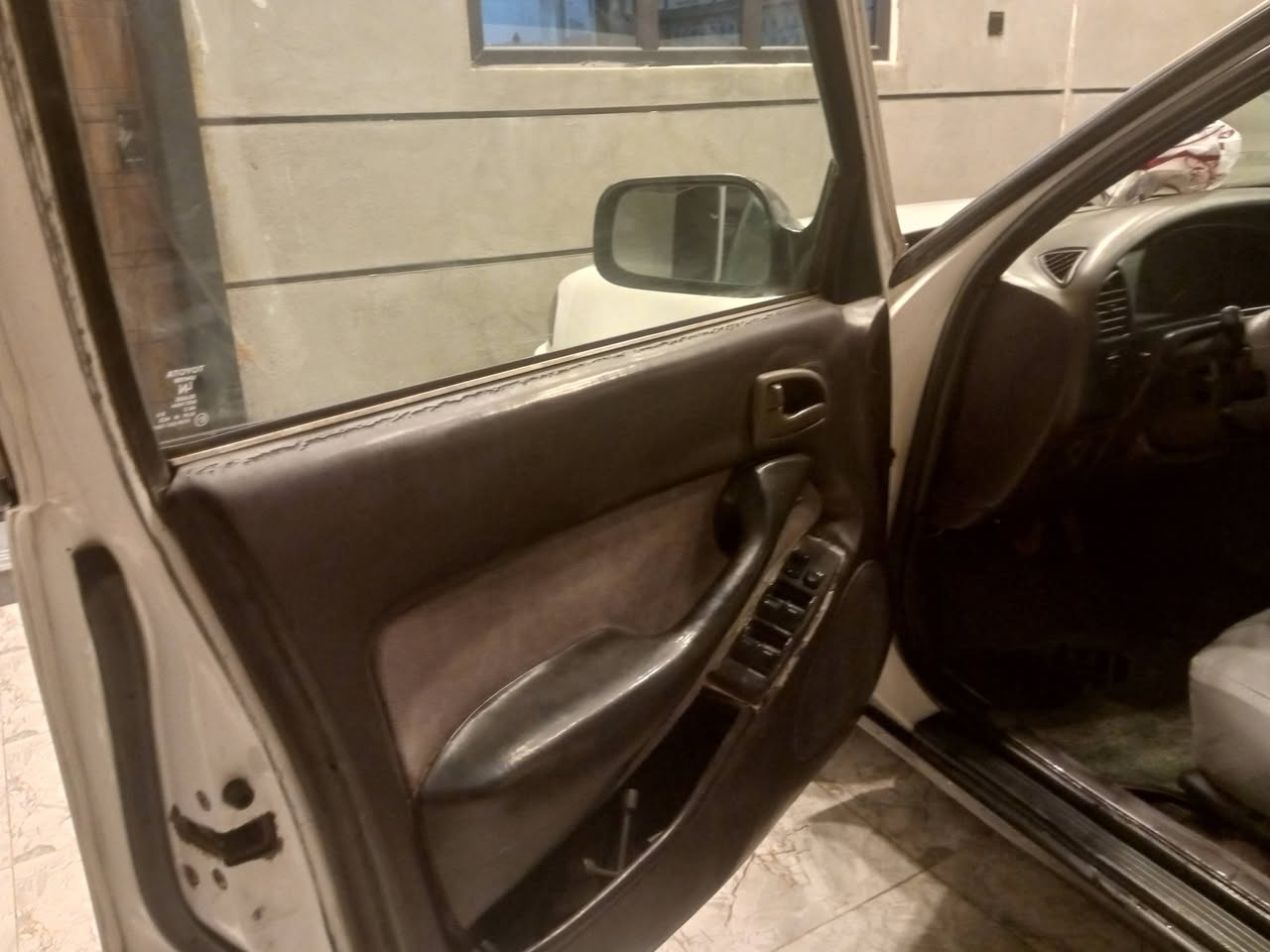 كامري موديل 96 قطعتين صبغ بابل واحد محرك نضيف كير نضيف حداديه جديده رقم صلاح الدين شارع وطن دولي تخم تايرات تبريد سعر ٥٣
***********
