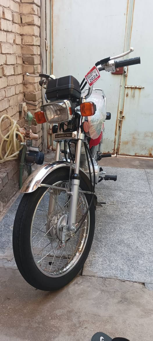 ارشا سكنر 
24 السعر 625 
***********
