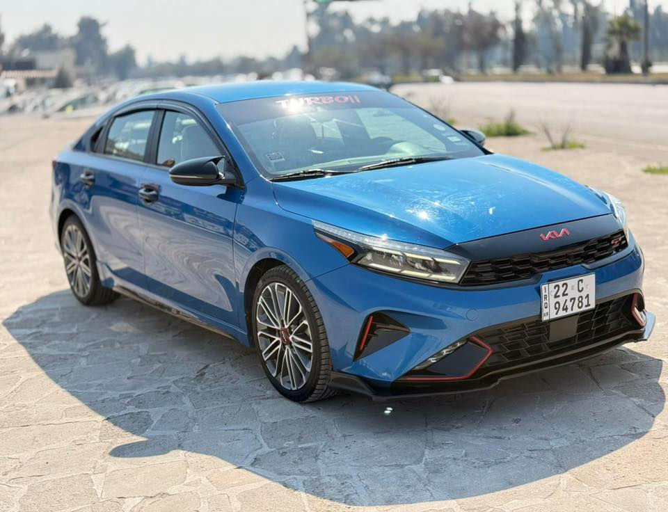 كيا فورتي موديل 2022 نسخه GT
لون مميز ازرق جويتي  مرقم جاهز

فول مواصفات عدا الفتحه شفتات ستيرن بصمة 

السيارة بجم كبس ضررها قبغ صندوق بسيط صور الضرر مرفقه 

ماشيه 53 الف مايل

مواصفات السيارة 

محرك ١٦٠٠ تيربو القدرة الحصانية 207  جدآ سريعة 

كير At دبل كلج رياضي بلادي 

دبل كزوز 

ستيرن حرف D 

شفتات ستيرن 

بصمه تشغيل بصمه ابواب بصمه صندوق 

انارة ترحيب بالابواب 

انارة داخلية متغيره الالوان مع رمز GT 

انارة ابواب 7 الوان 

تبريد قطعتين 

كراسي كنتارا مختم Gt 

رادرات جانبيه

ردار امامي 

ردار خلفي 

تحديد مسار قيادة اليه 

بريك تلقائي 

شاشه كبيرة اندرويد اوتو ابل كار بلي 

كامرا دواره 

مداخل USP

اشاير بالمري 

صندوق ذكي يفتح عند الاقتراب 

قيادة ثلاث وضعيات سبورت نورمل ايكو 

ويل كب حجم ١٨ سبورت طراز الGT 

لدات امامية

بكلايت لد 

ناصي عالي زينون بلادي

***********
السعر 156 بيها مجال بسيط
