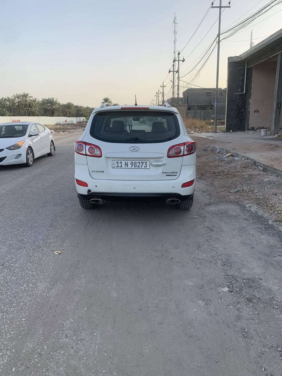 من رخصة لاادمن
 
 للبيع سنتافي 2012 خليجي سته سلندر 7 راكب تبريد 3 قطع 
رقم بغداد  بسمي السيارة 
عنوان بابل قظاء المحاويل
السعر 130 
***********
***********
