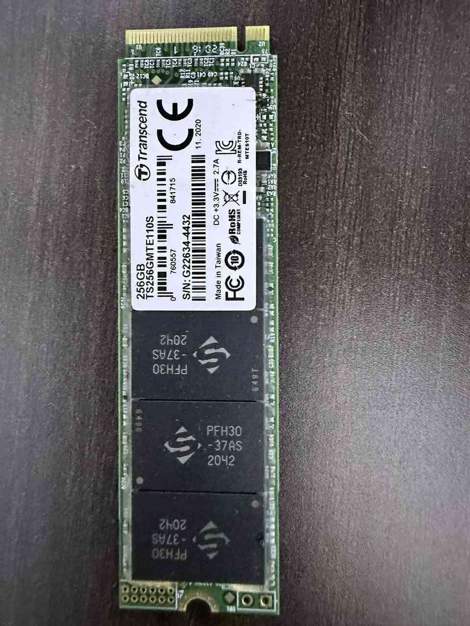 غراض للبيع تفصيخ من تجميعة مالتي
Ryzen 7 3700X 135.000 IQD

MB MSI B550 Gaming Plus 120.000 IQD

...

Ram HyperX 16gb 2×8 3200mhz rgb 85.000 IQD

...

M.2 Transcend 256gb nvme gen3 30.000 IQD

...

Psu 750 watt AeroCool gold 65.000 IQD

...

Case Cougar Conquer 135.000 IQD

...

مبرد مائي مغلق ٢٤٠ ملم msi 

70.000 IQD


**إذا كنت صاحب هذا الإعلان وتريد حذفه لأي سبب، رجاءا أرسل رسالة إلى الدعم الفني**