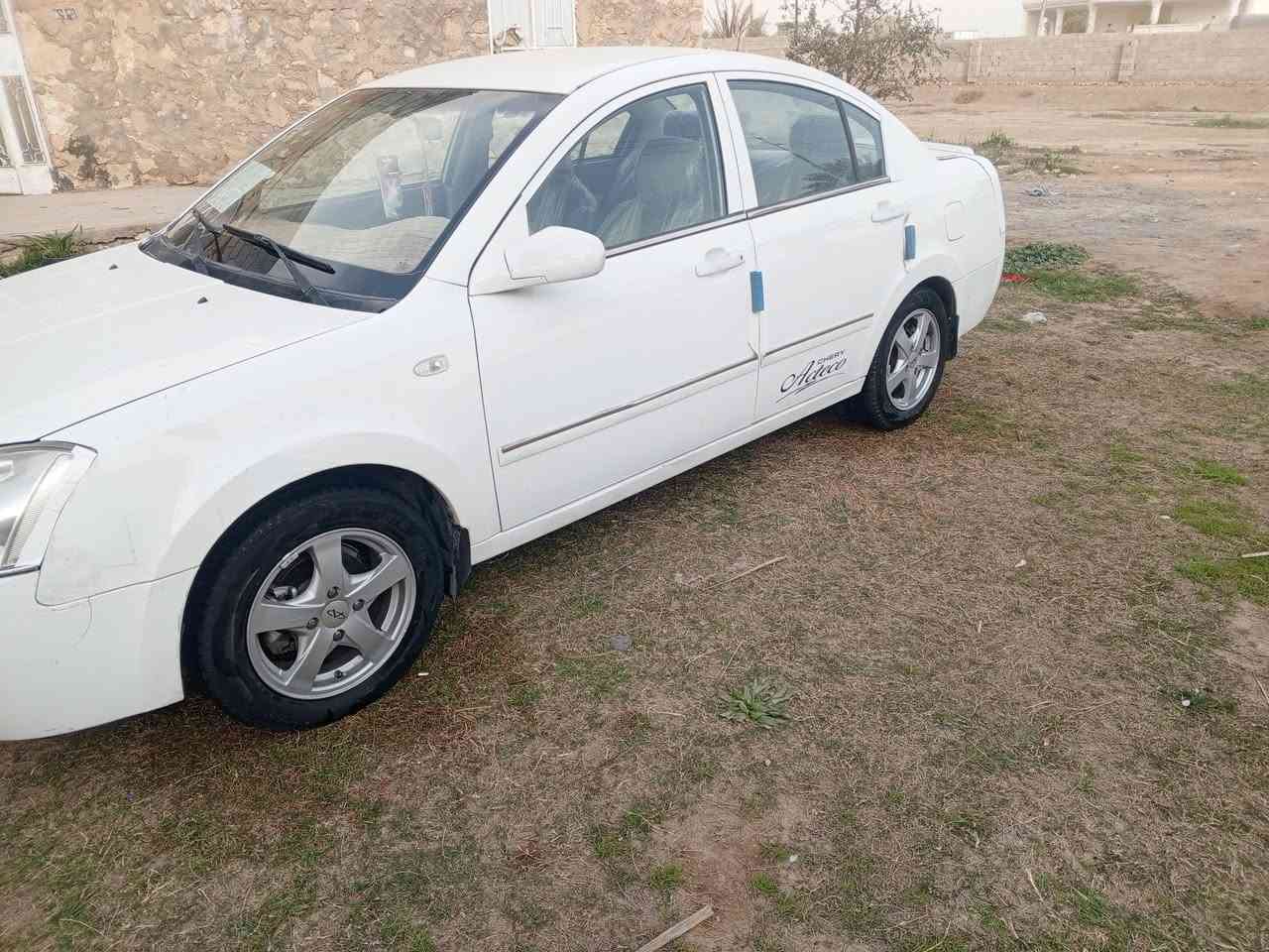 سلام عليكم سياره شيري 213تبريد صبغ شركه محرك شركه رقم الانبار سياره جاهزه البيع مرواس حسب قناعه اتصل ***********
