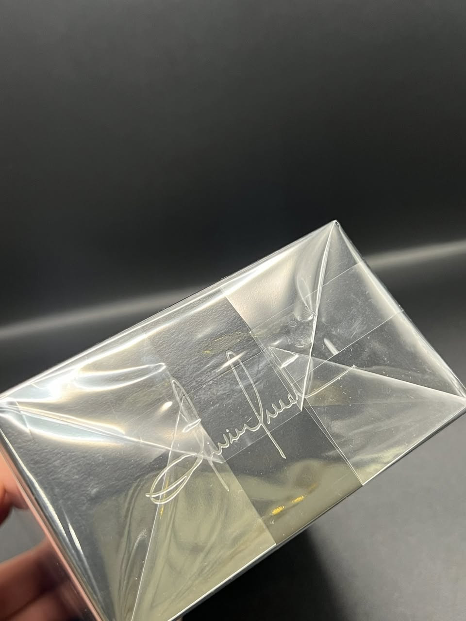 عطر ماركة فرنسية امزون جديد غير مستخدم
متوفر توصيل لجميع محافظات العراق


**إذا كنت صاحب هذا الإعلان وتريد حذفه لأي سبب، رجاءا أرسل رسالة إلى الدعم الفني**