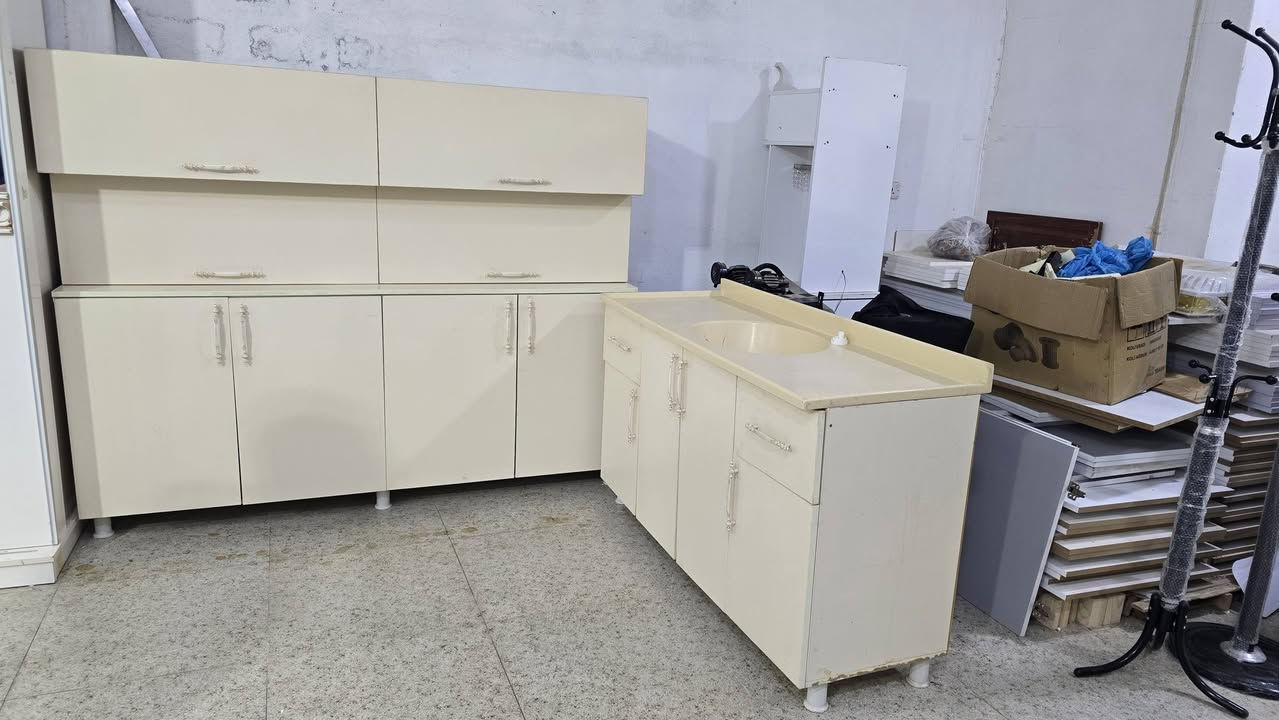 كاونتر خشب تركي MDF فول نضافه قياس مترين   (يرهم  مراوس )
🌷🌷🌷🌷🌷🌷
اشتري غراض بيت مستعمل تخم ديوان كاونتر ميز طعام غرفه نوم ثلاجه مجمده غساله راسلونه خاص صوره 
🌷🌷🌷🌷🌷🌷
خانقين/ شارع مستودع خلف مركز شرطه ازادي [مزاد المندلاوي]
***********☎️
***********☎️
