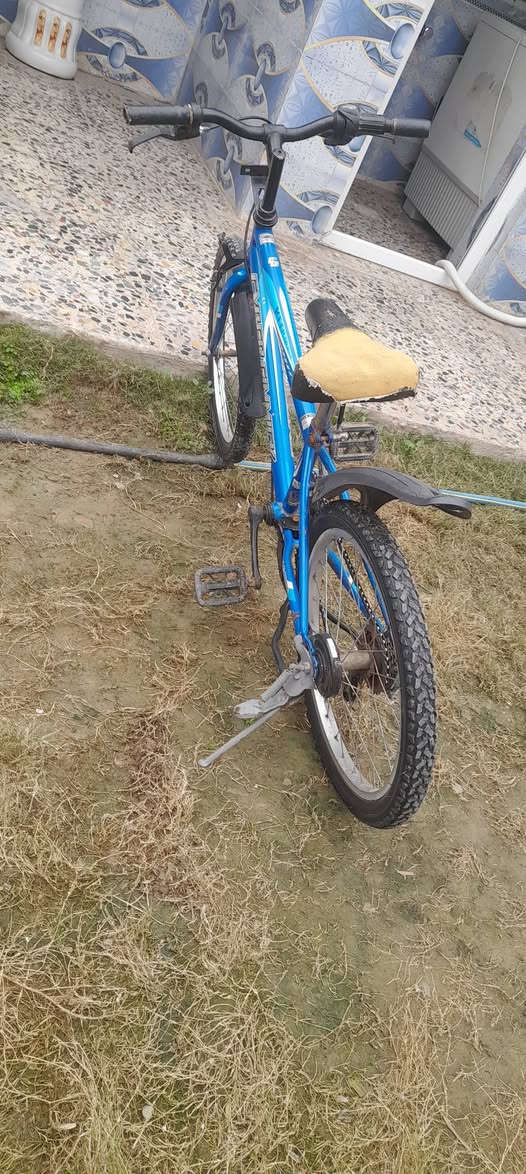 السلام عليكم باسكل للبيع حجم 20 نضافه 96 /100 مكاني الراشديه سعر 75او بي مجال


**إذا كنت صاحب هذا الإعلان وتريد حذفه لأي سبب، رجاءا أرسل رسالة إلى الدعم الفني**