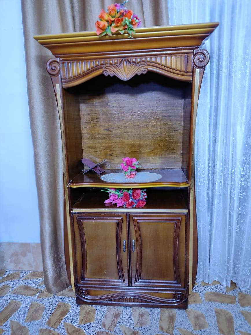 غرفة اخشاب عراقي للبيع،  تكمه ، نظيفه وما بيها اي ضرر سعرها 850  للاستفسار على الرقم التالي / ***********
