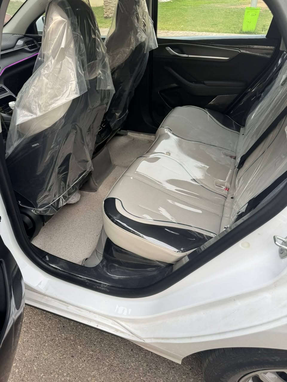 سلام عليكم 
للبيع مكفوله كفاله عامه 
و جاهزه للأخير من دوشمه من أناره محيطيه من رقم 
و بسمي ماشيه اقل 3 ألف دهن بعدني ما مبدل 
سعره قفل قفل 18500
***********
مكانه بسمايه
