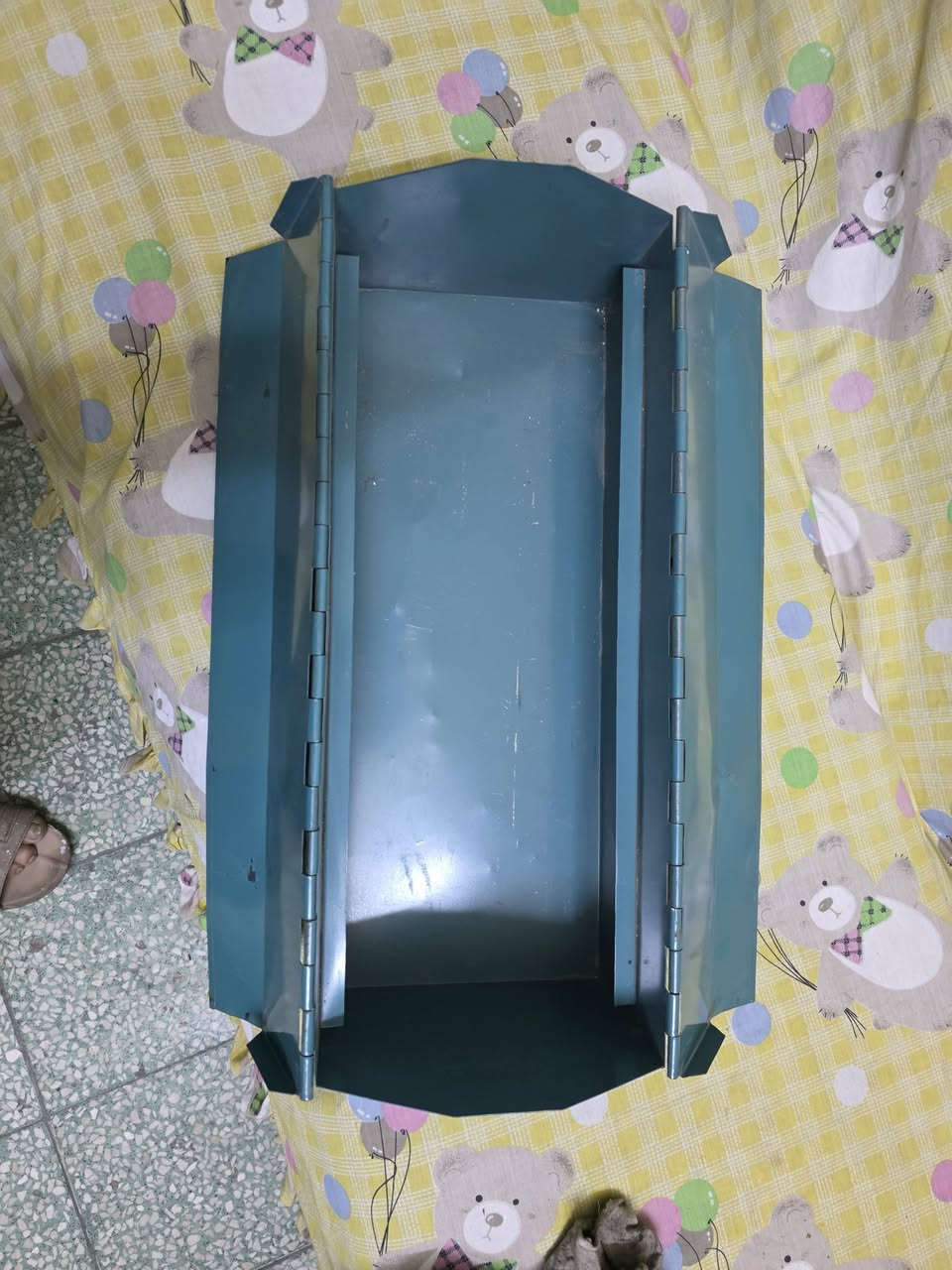 صندوك عده اصلي قديم حديد ثخين السعر ٤٠ الف
تـ***********
