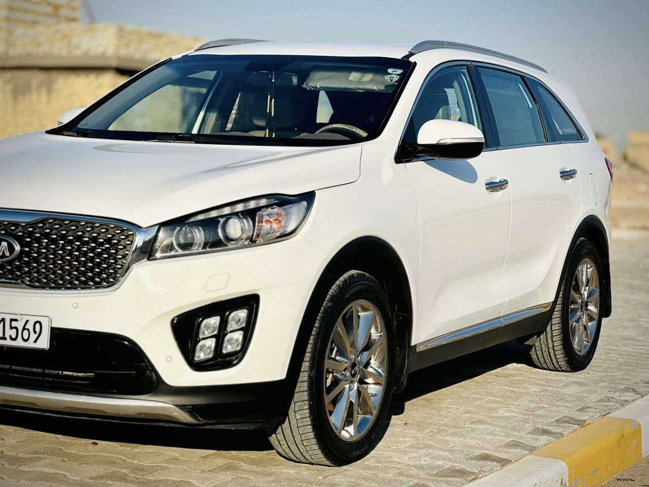 سورنتو 2017 فول 1/1 عدا البنراما رقم اربيل دولي
السياره كله على وضع الشركه برغي ممفتوح بيه 

ماشيه اصل 117 تخم تاير جديد محرك على وضع الشركه 

7 راكب 3 قطع تبريد جنطه كهربائيه بصمه تشغيل بصمه ابواب

شفط مري مواصفاته معروفه 

تريد تحويل تريد وكاله سنويه مجدده ل 2028 

للاستفسار: 

***********

***********
