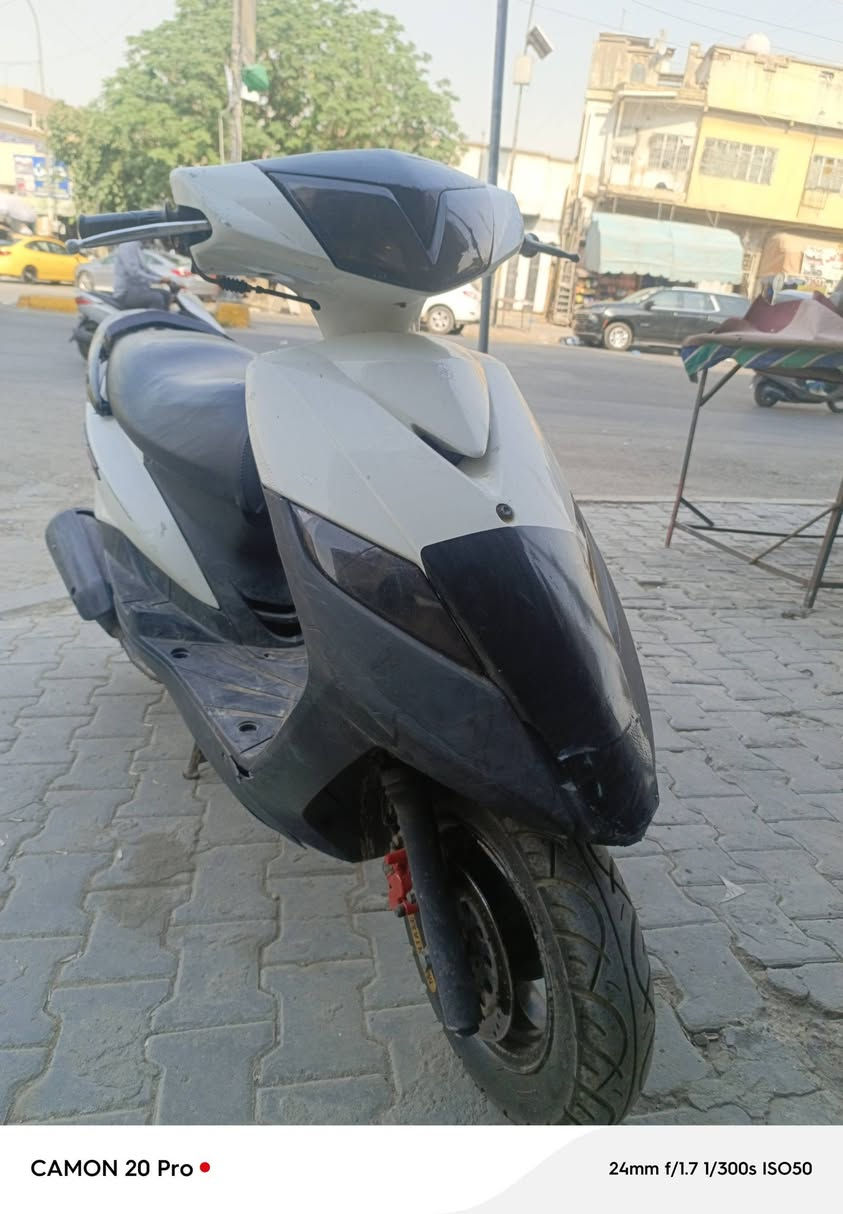 دراجه ماكس ثعلب دراجه كامله مكمله تجي وتفحص جيب فيتر وياك دراجه نكره سلف خير من الله كهربائيات كله شغاله ما عدا العداد ومال بانزين دراجه مكانه الكاظمية السعر 700 وبيه مجال الطيبين رقمي ***********
