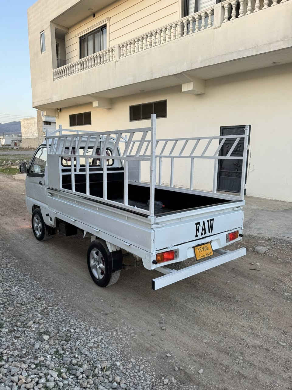 2007
مەنەفیستە گئرو مەکینەی بەشەرتە
بۆیاغی نیە
***********
