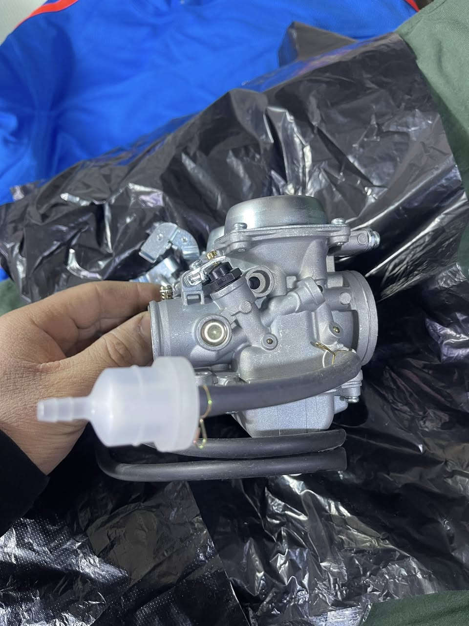 للبيع كابريتر هونداي ريبل 250 
السعر ٧٥ الف 
مكاني بغداد  بلديات 
***********
يوجد خدمه توصل
