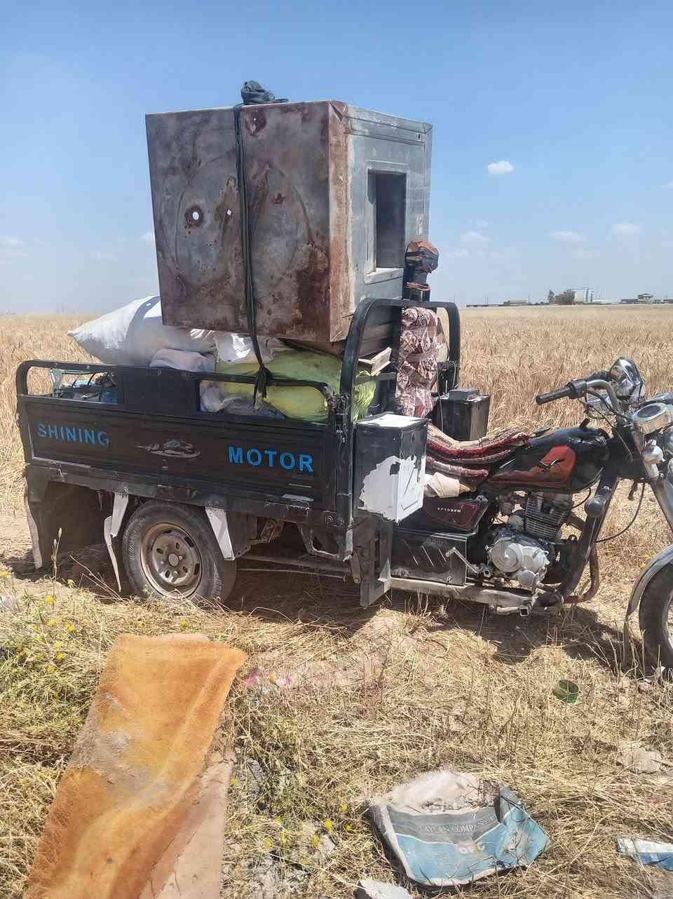 سلام عليكم ستوته للبيع جاهزه موديل 18محرك 19اخرس كهربائيات شغاله ركبه بشرط وكير واكسل ومحرك شرط اسعر 900وبيها مجال شي قليل مكاني حويجه ***********
