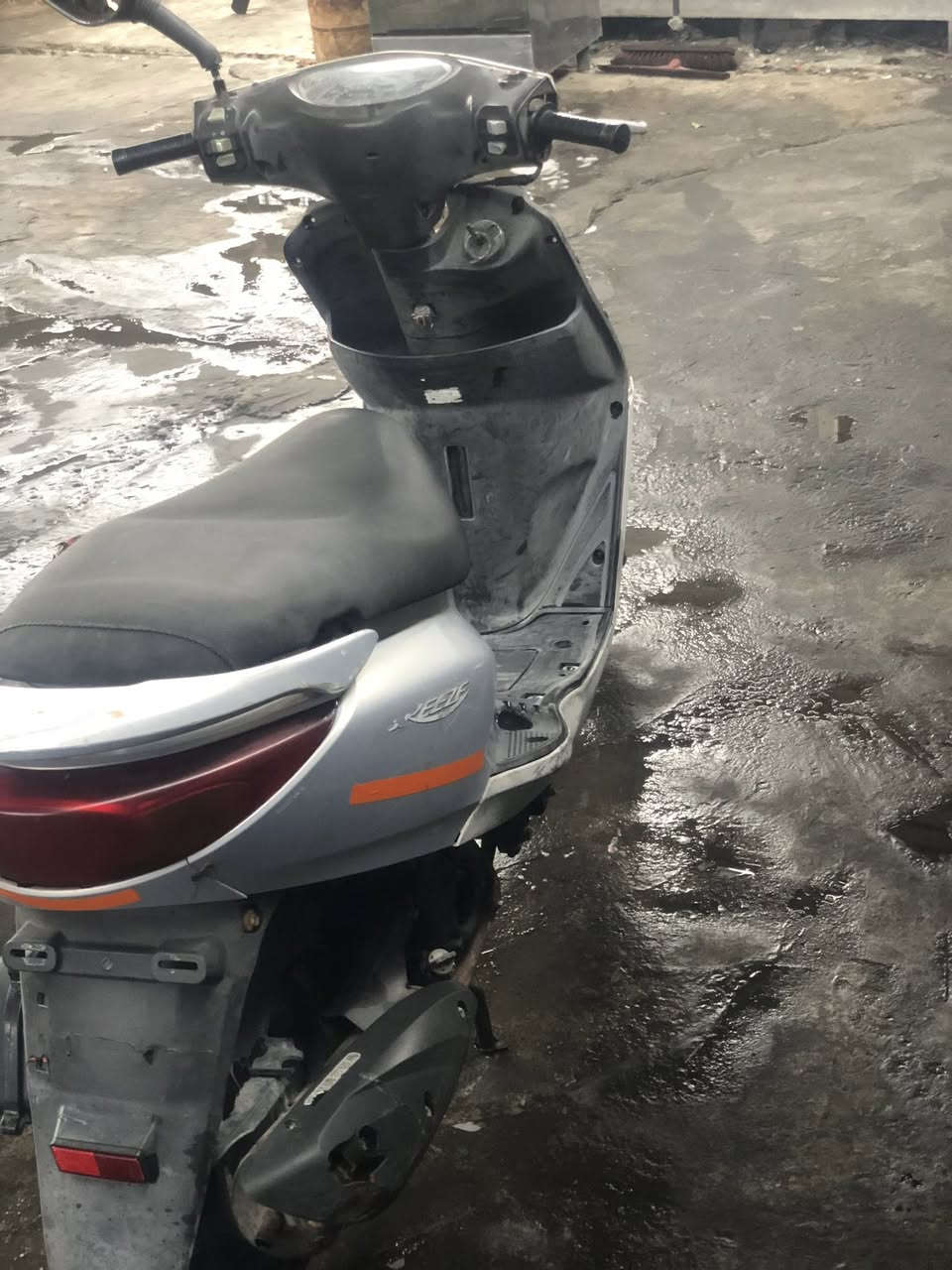 سلام عليكم بريز اليت ناصي بيه بخار مكانها بغداد الشعب
الرقم ***********
