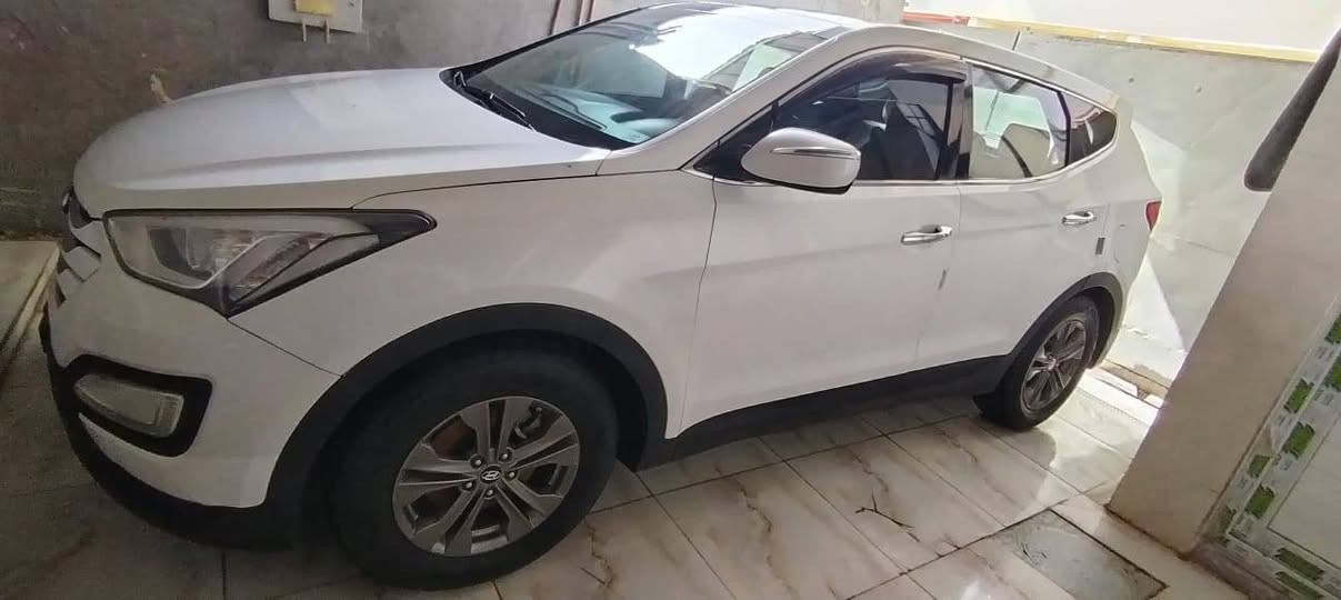 سنتافي 2015 امريكي  مكينه ٤ سلندر بانوراما بصمه ٥ راكب فول حادثها بنيد مبدل و جاملغ بارد السعر ١٤٠ موقعها بغداد السريدات للتواصل ***********
