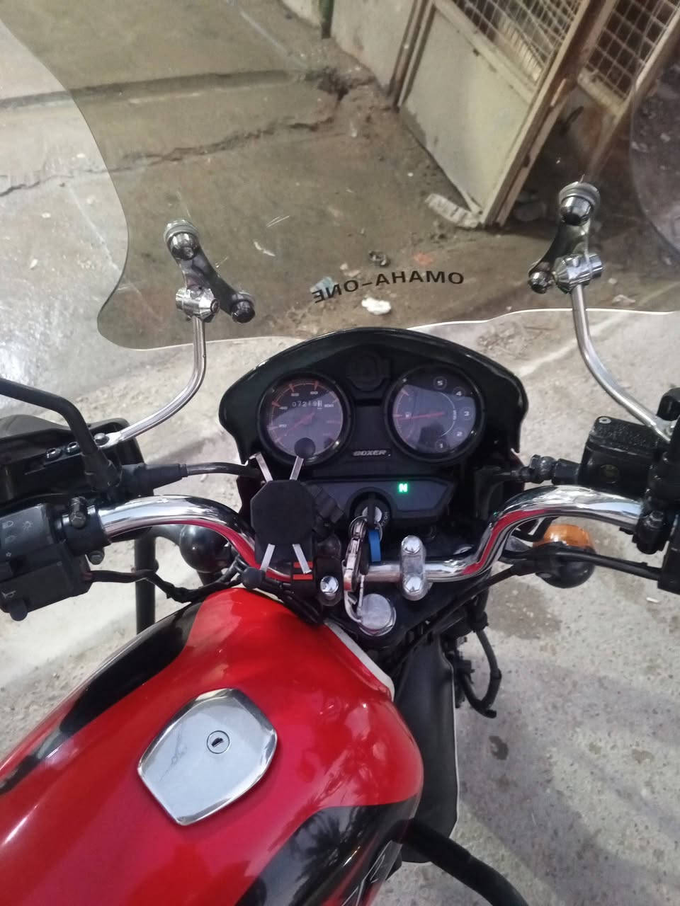 سلام عليكم عندي دراجه بوكسر23 للبيع مرقمه السنويه بسمي السعر 2400 تجي وتسمع صوتهة خير من الله ***********
