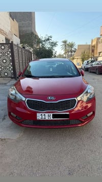 سيراتو ٢٠١٣ • داخل جلد • فتحة