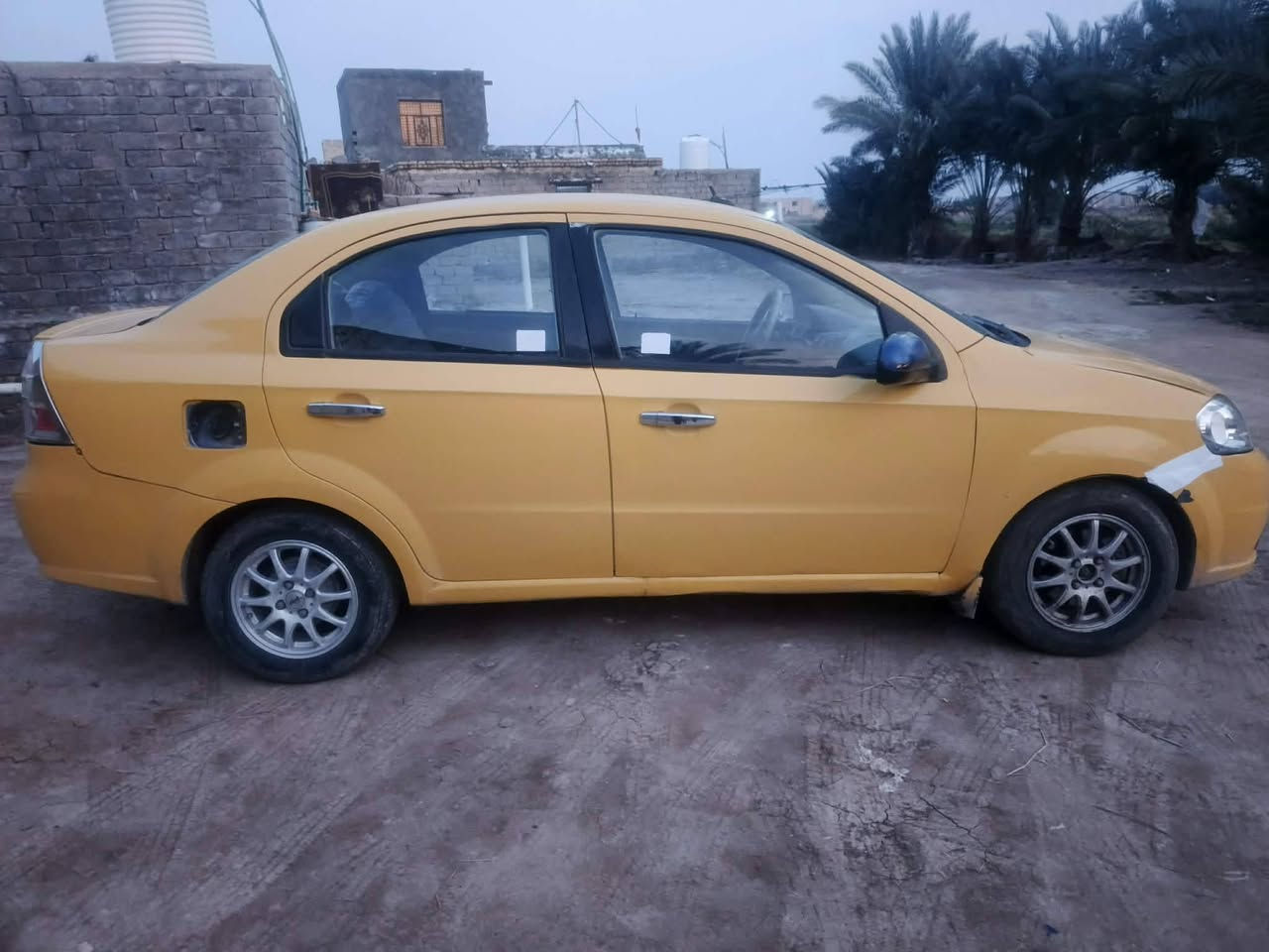 افيو 2009 خليجي محرك 1600 كير او تماتيك سياره مبدل بيه بيبان اثنين سبب الخياس مكان سماوه  السعر 45 وبيه مجال رقم موبايل ***********
