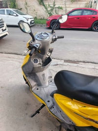 دراجه سكنس  كابريتر صار شهرين نازله رمبه  الكفرات تجاريه  والباقي كفال...