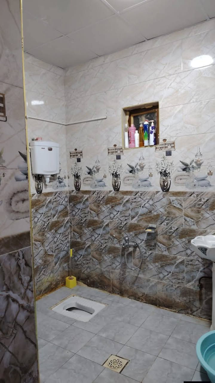 السلام عليكم ...
عقار للبيع بسعر مناسب طابقين سنة البناء ٢٠٢٢
المحموديه حي السلام مساحة ١٥٠ م ... يحتوي على ثلاثة غرف نوم /  مطلوب اسكان ٤٠ مليون  السعر الكلي مع الاسكان ١٦٨ مليون من غير الاسكان ١٢٨ مليون تسديد القسط  الشهري ٢١٠ ألف 
.... للاستفسار مراسلة الصفحة أو الاتصال على ه‍ ***********///***********
